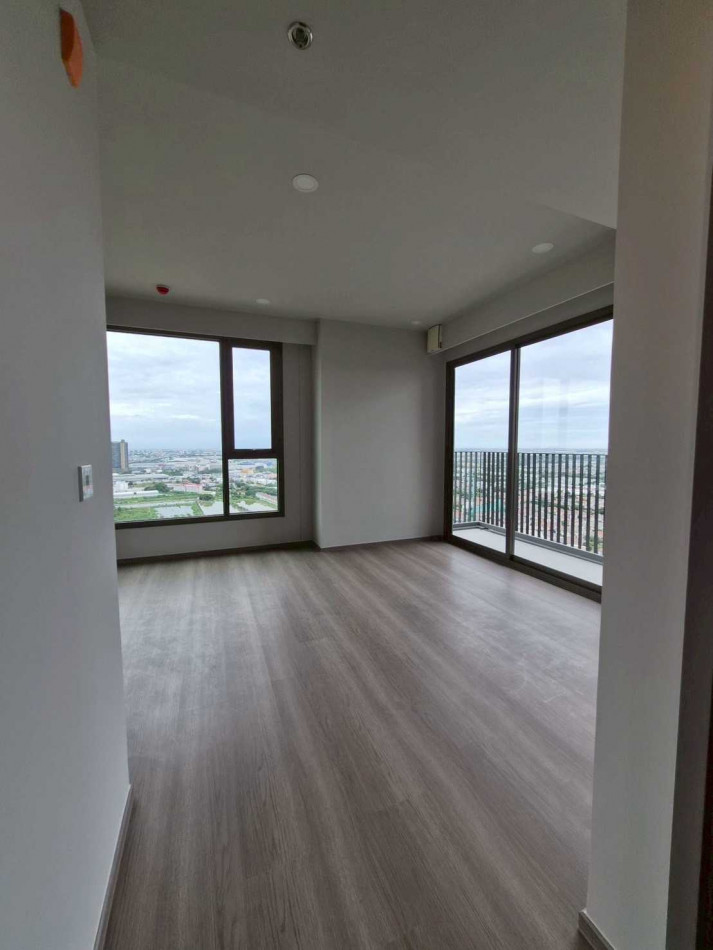 ขาย คอนโด Whizdom The Forestias 91.53 ตรม ใกล้ Mega บางนา Loading...