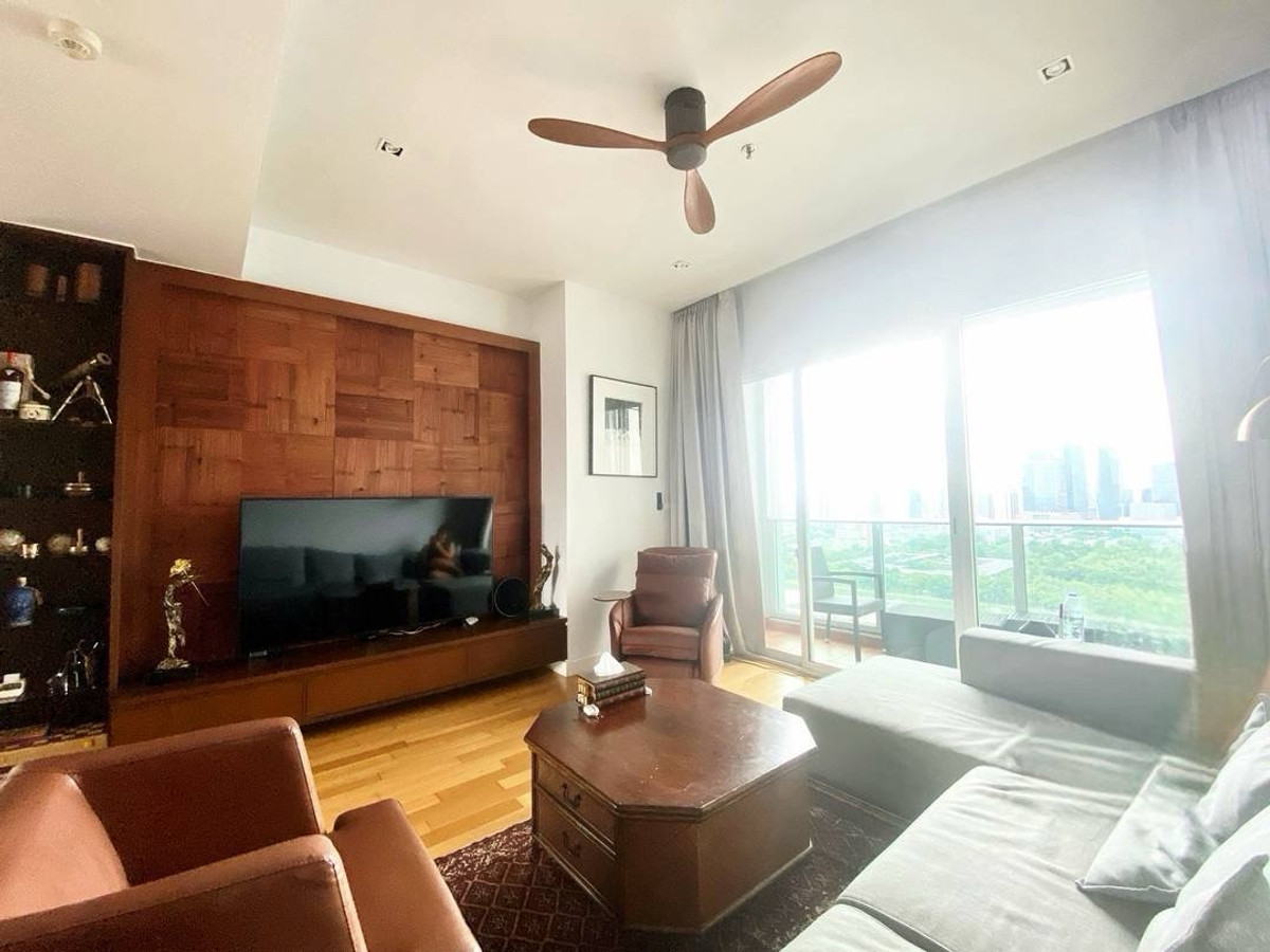 ขายคอนโดสุขุมวิท อโศก ทองหล่อ : Millennium Residence for sale 