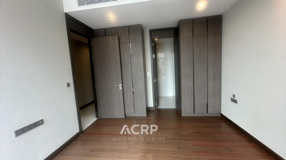 ขายคอนโดสุดหรู คิว วัน สุขุมวิท – ใกล้รถไฟฟ้า BTS นานา Loading...