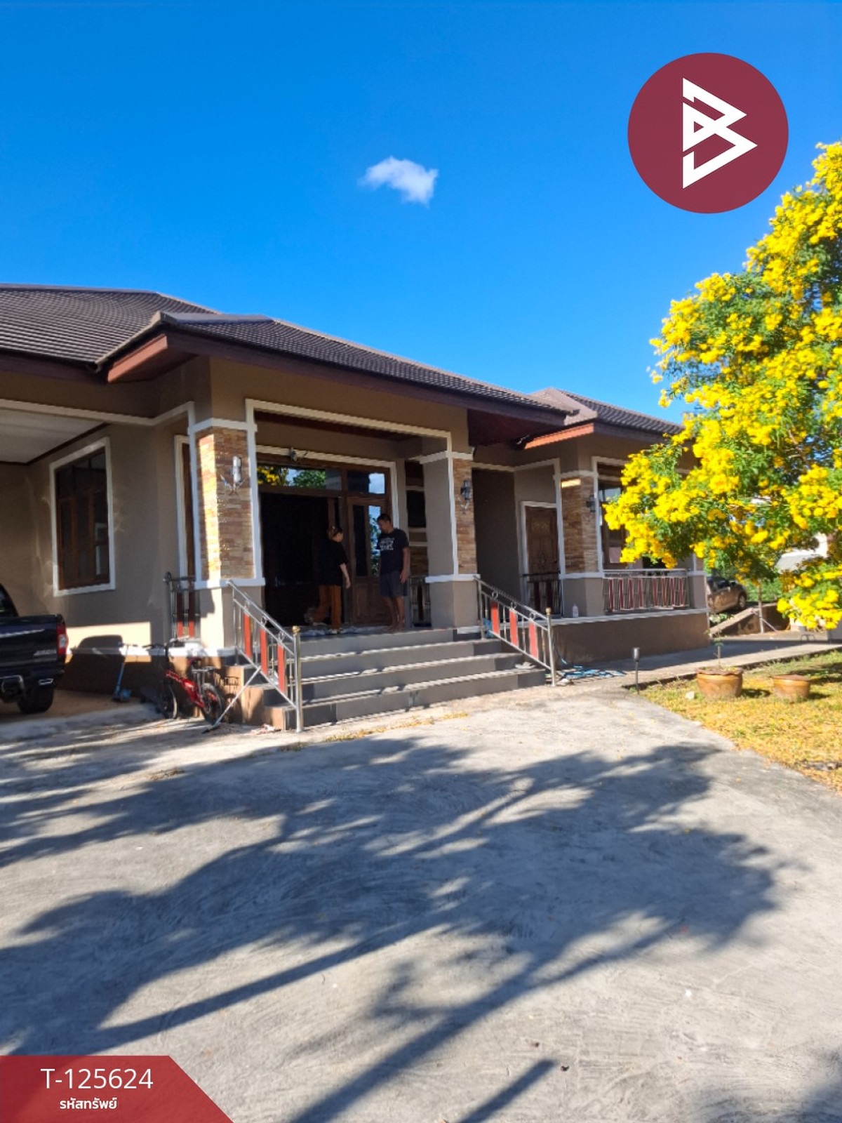 ขายบ้านเดี่ยวพร้อมที่ดิน เนื้อที่ 2 ไร่ 1 งาน 9.9 ตร.วา พญาเม็งราย เชียงราย Loading...