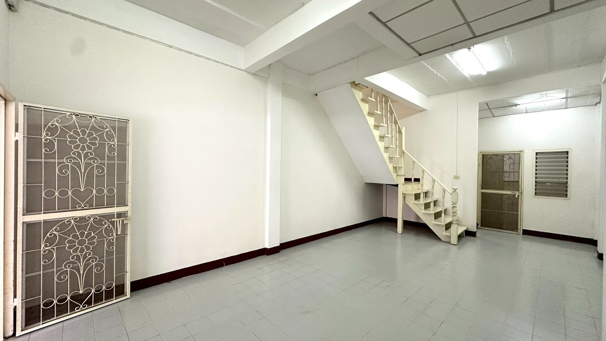 ปรับลดราคาถูกมาก !! เอเชียโฮมทาวน์ 1-3 ทาวน์โฮม 2 ชั้น ทำเลใกล้ MRT สถานีคลองบางไผ่ ถนนบางกรวย-ไทรน้อย  Loading...