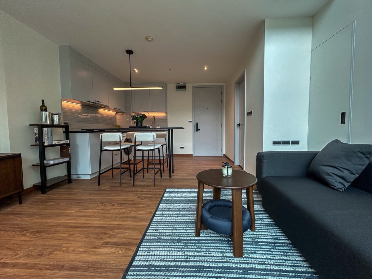 Condo for sale Duplex D65 Sukhumvit65, newly renovated, near BTS Ekkamai / Fully renovated and ready to move in Duplex Condo at Sukhumvit 65 near BTS Ekkamai Loading...