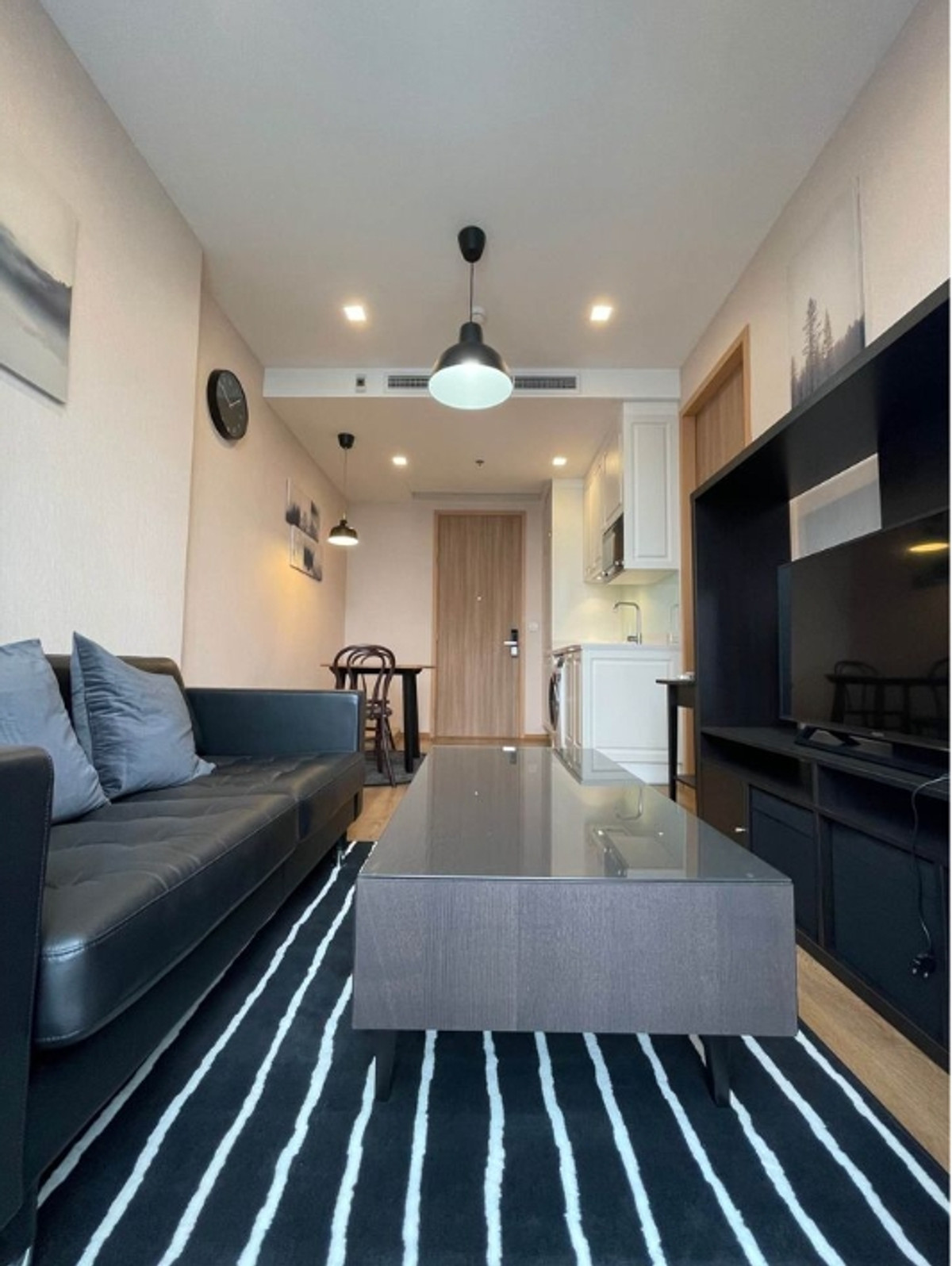 Condo for Rent Noble BE 33 Loading...