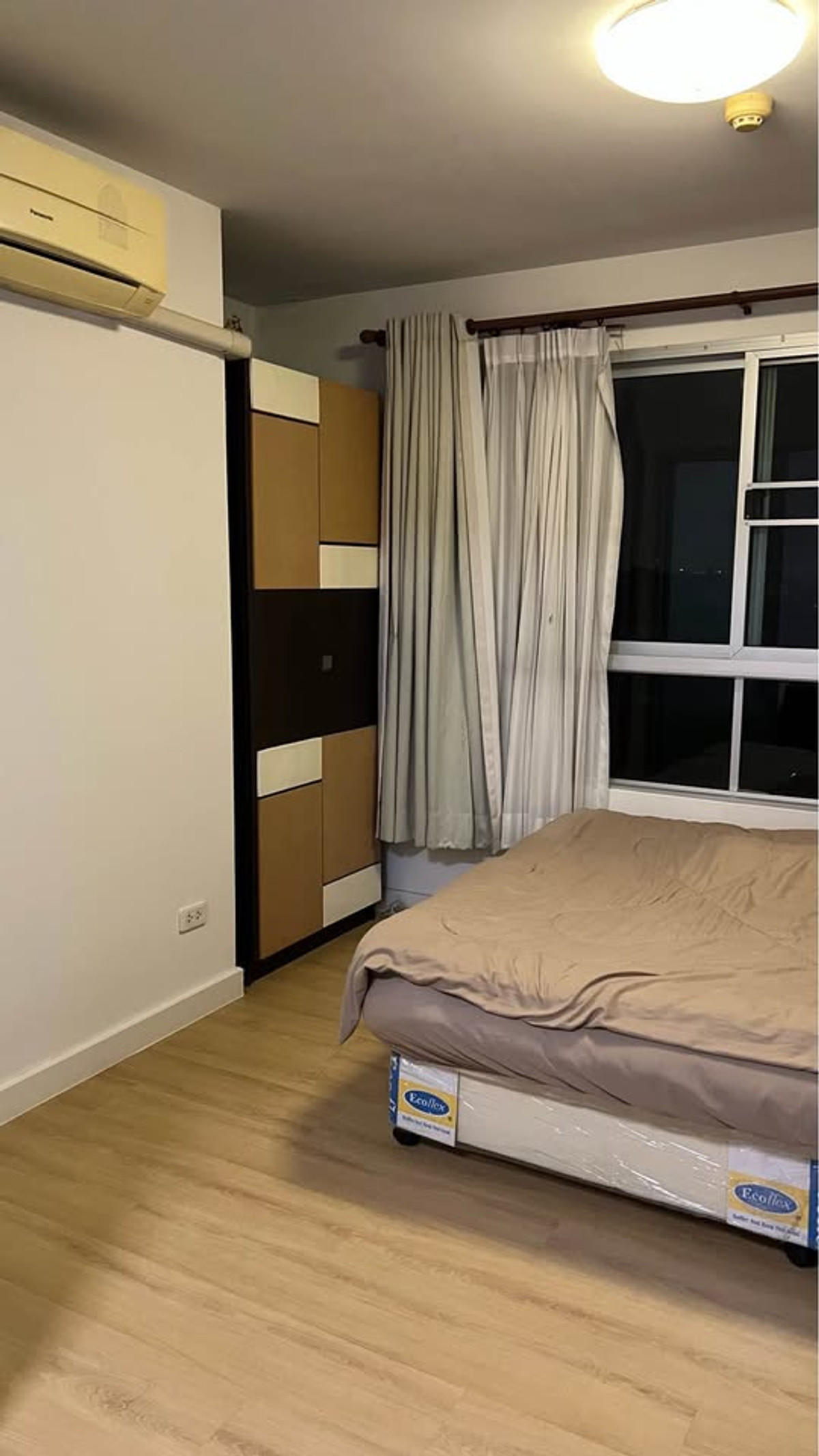 (19652)  D Condo Rattanathibet Loading...