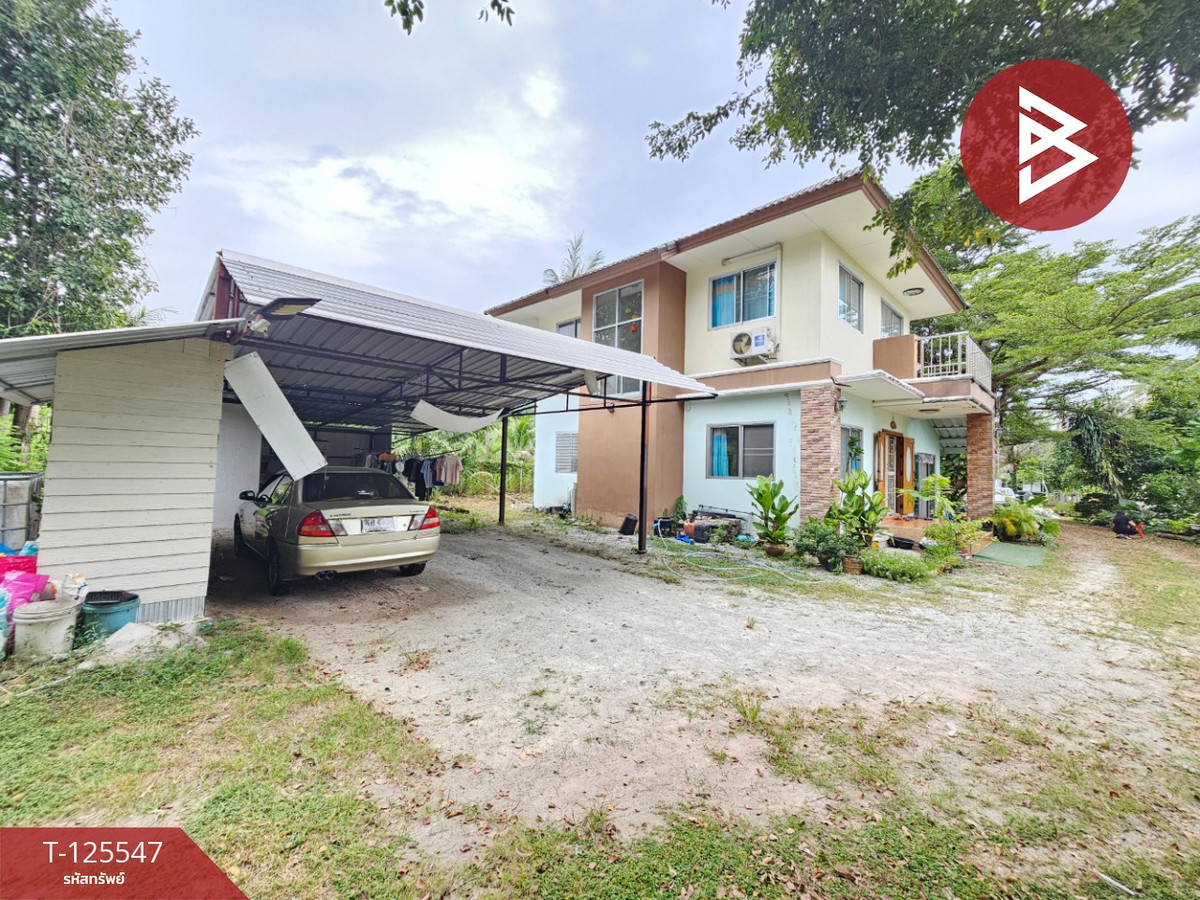 Single house for sale with land, area 1 rai 1 ngan 29 sq m, Ban Bueng, Chonburi. Loading...