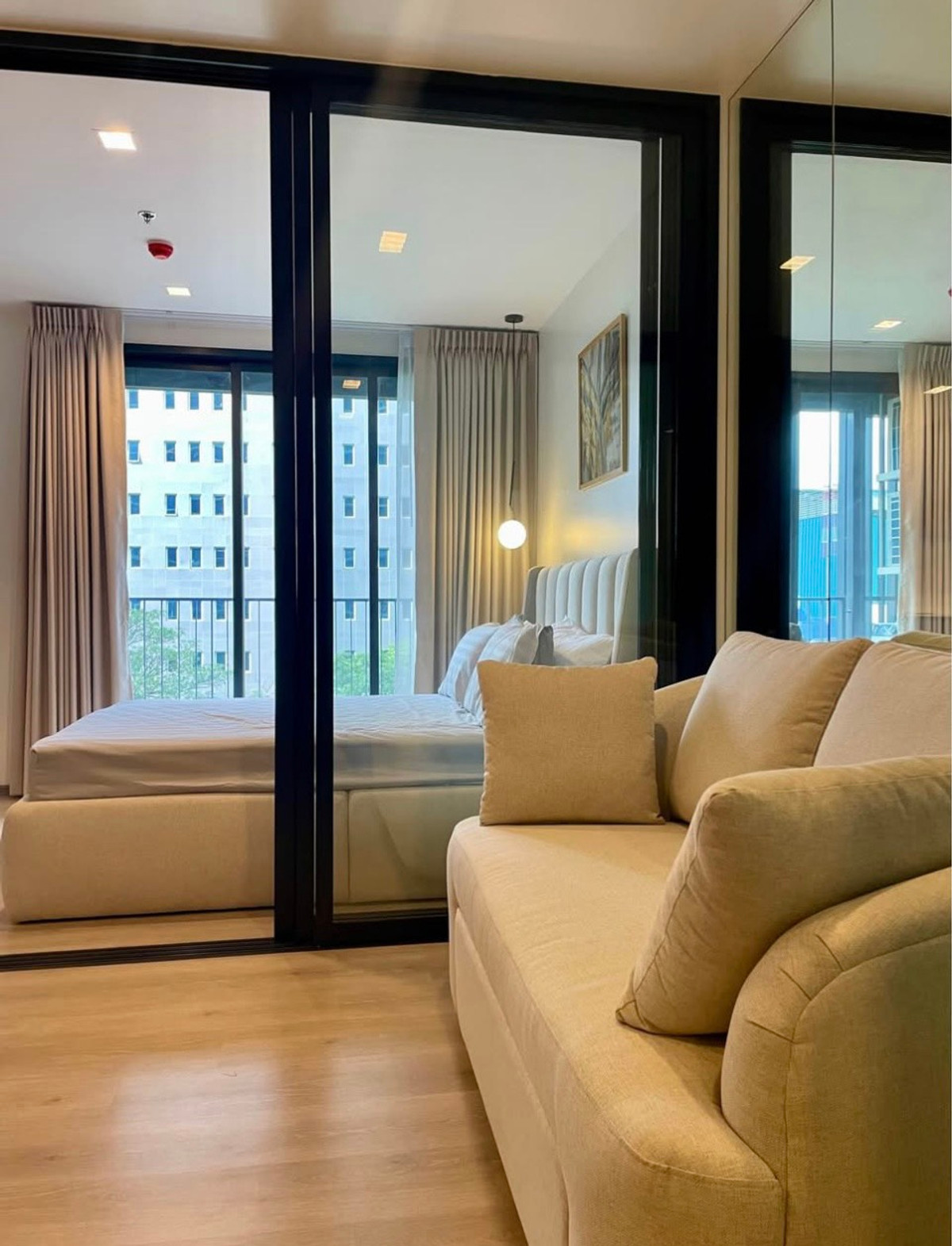 ⚜️ปล่อยเช่า THE LINE Phahonyothin Park (เดอะ ไลน์ พหลโยธิน พาร์ค) สนใจสอบถาม แอดไลน์ 🆔  𝐈𝐃 𝐋𝐢𝐧𝐞 : @glorious1 หรือ https://lin.ee/897Debr โทร 099 498 2461 Loading...