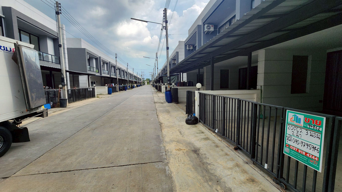 ขายทาวน์โฮมอยุธยา : 94862 - ขายทาวน์โฮม 2 ชั้น โครงการ The Rich บางปะอิน พร้อมเฟอร์นิเจอร์