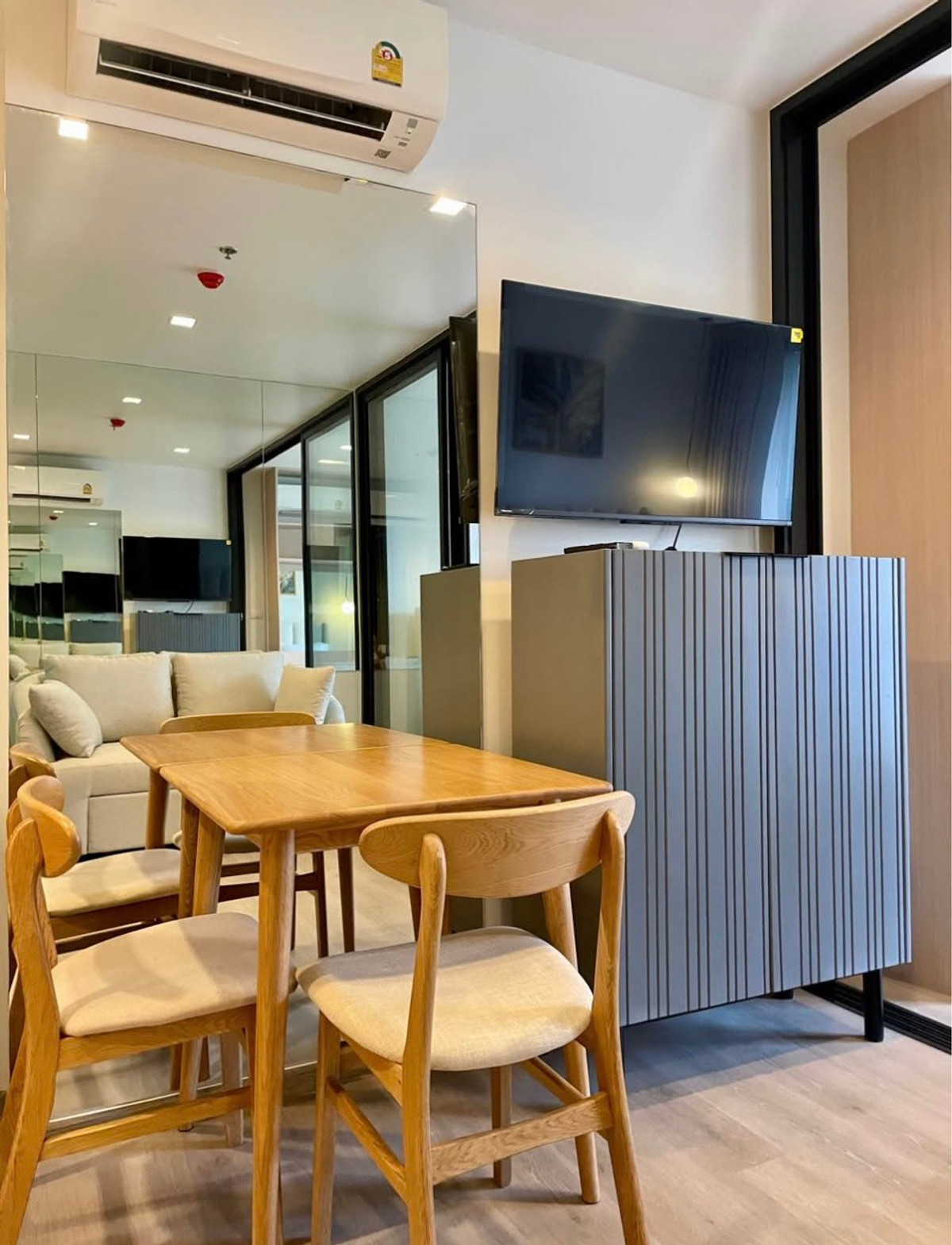 ⚜️ปล่อยเช่า THE LINE Phahonyothin Park (เดอะ ไลน์ พหลโยธิน พาร์ค) สนใจสอบถาม แอดไลน์ 🆔  𝐈𝐃 𝐋𝐢𝐧𝐞 : @glorious1 หรือ https://lin.ee/897Debr โทร 099 498 2461 Loading...