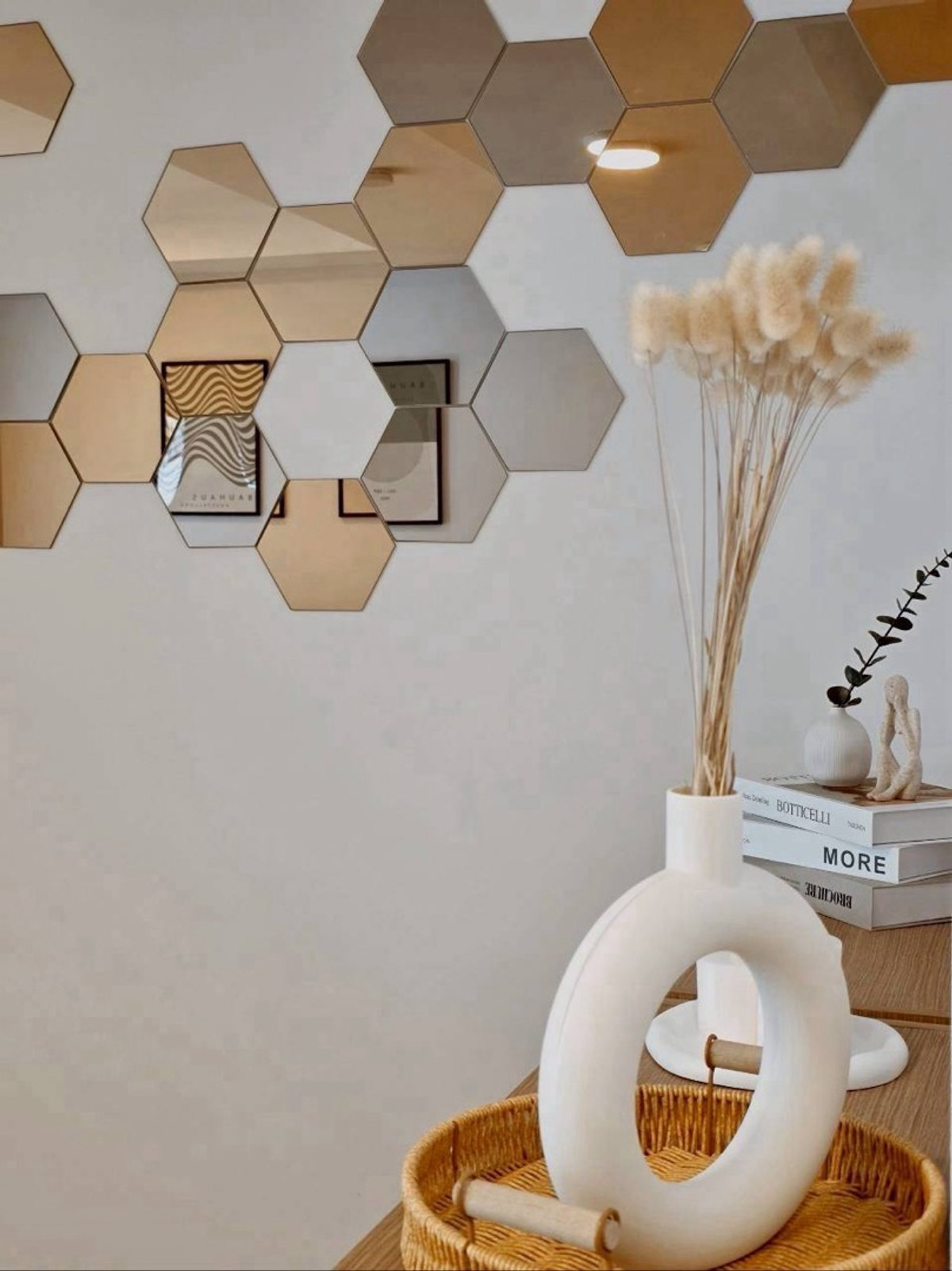 ให้เช่าทาวน์โฮมอ่อนนุช อุดมสุข : ให้เช่า Town Home 3 ชั้น  2 ห้องนอน 3 ห้องน้ำ 1 ห้องอเนกประสงค์ ห้องกว้าง สวย เฟอร์ครบ เครื่องใช้ไฟฟ้าครบ เลี้ยงสัตว์ได้ พร้อมเข้าอยู่ได้เลย