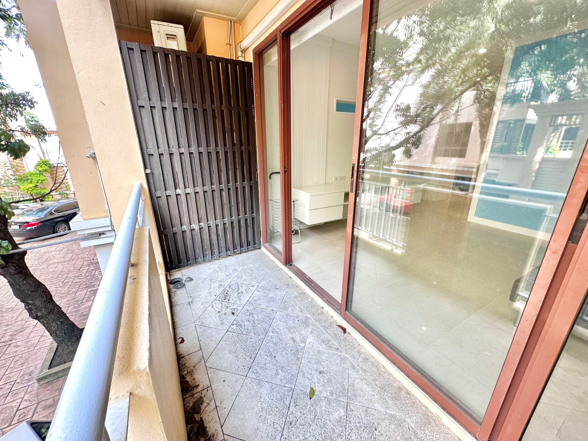 For SaleCondoRatchadapisek, Huaikwang, Suttisan : Baan Klangkrung Resort / 1 Bedroom (FOR SALE), Baan Klangkrung Resort / 1 Bedroom (FOR SALE) TARN014