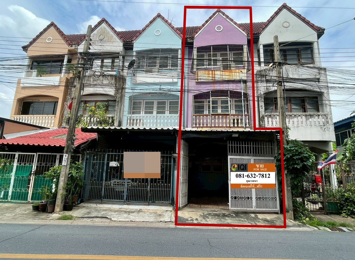 ขายทาวน์โฮมนวมินทร์ รามอินทรา : ขายทาวน์เฮาส์ 3 ชั้น ทำเลทอง ถนนนวมินทร์ ซอย 85 เข้าซอยเพียง 700 เมตร