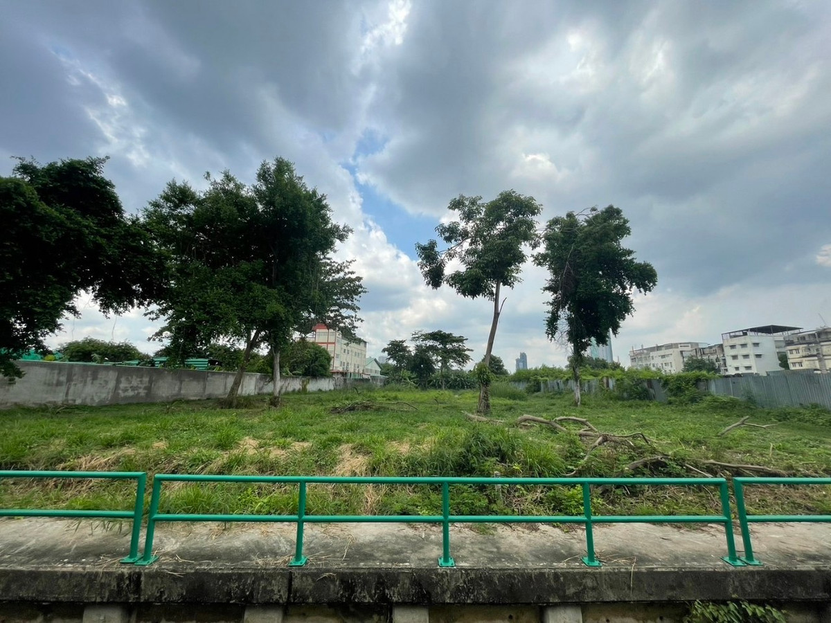 ขายที่ดินราษฎร์บูรณะ สุขสวัสดิ์ : 83672 - ขายด่วนที่ดินเปล่า ราษฏร์บูรณะซอย 26