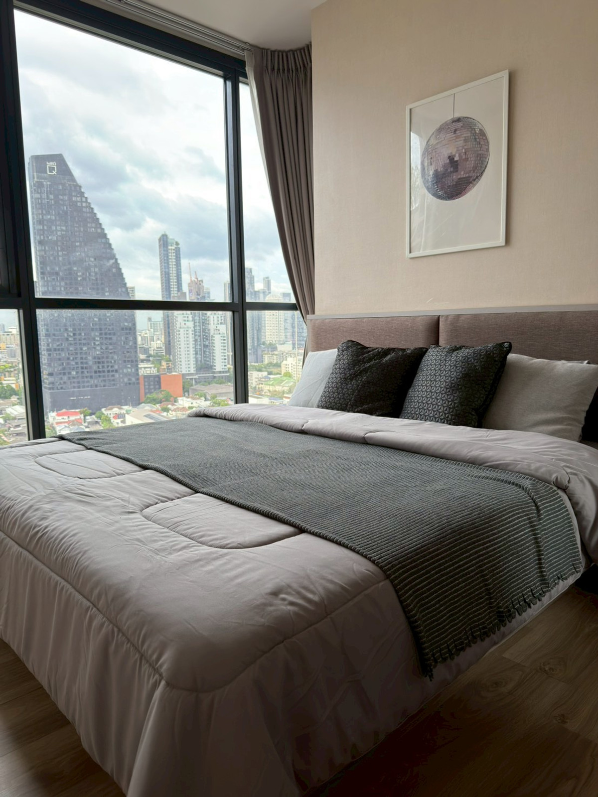 ให้เช่าคอนโดสุขุมวิท อโศก ทองหล่อ : ด่วน!! For Rent Oka Haus กับlifestyleชีวิตคนในเมือง ห้องสุดท้ายพร้อมอยู่!!