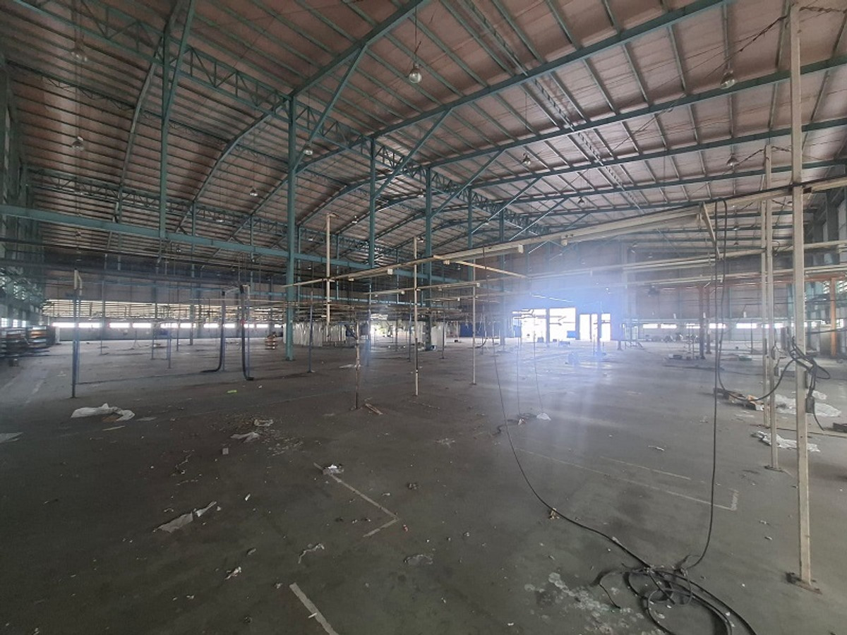 #Warehouse /factory for rent Bangna-Trad km.23 outbound, purple area, total building 5,508 sq m. (ground floor 5,364 sq m + upper floor 144 sq m) Loading...