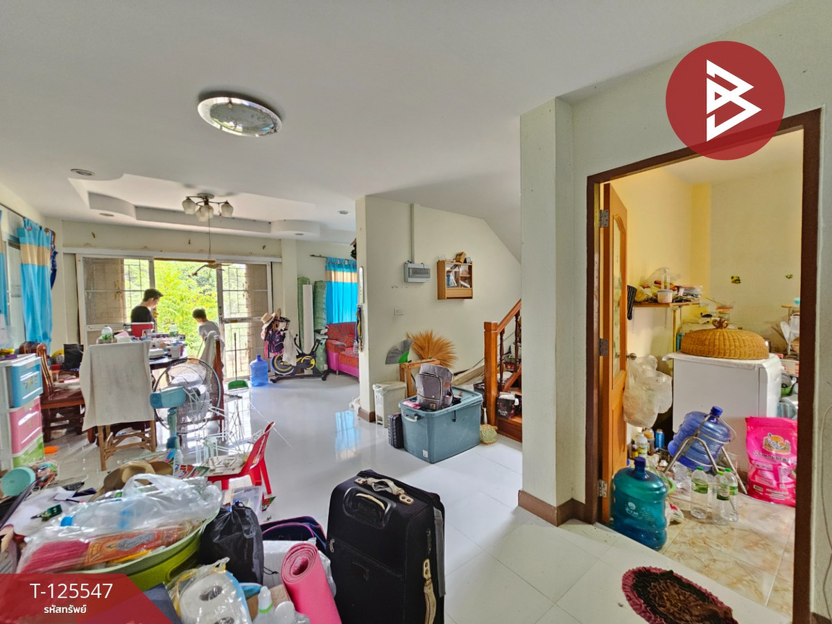 Single house for sale with land, area 1 rai 1 ngan 29 sq m, Ban Bueng, Chonburi. Loading...