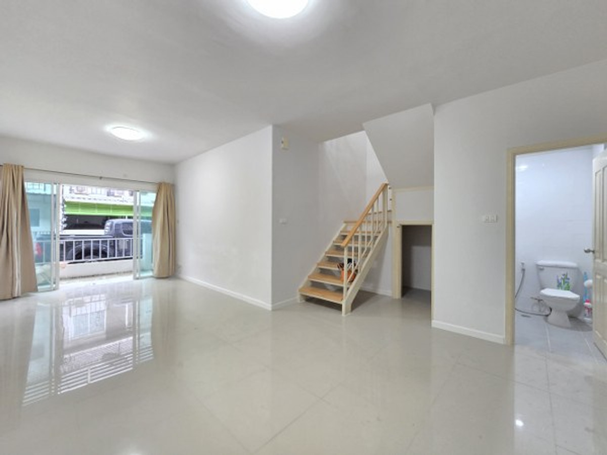 ทาวน์เฮ้าส์ ม.อารียา เดอะคัลเลอร์ แจ้งวัฒนะ-ติวานนท์ ใกล้จุดขึ้นทางด่วน ศรีสมาน (6119) Loading...