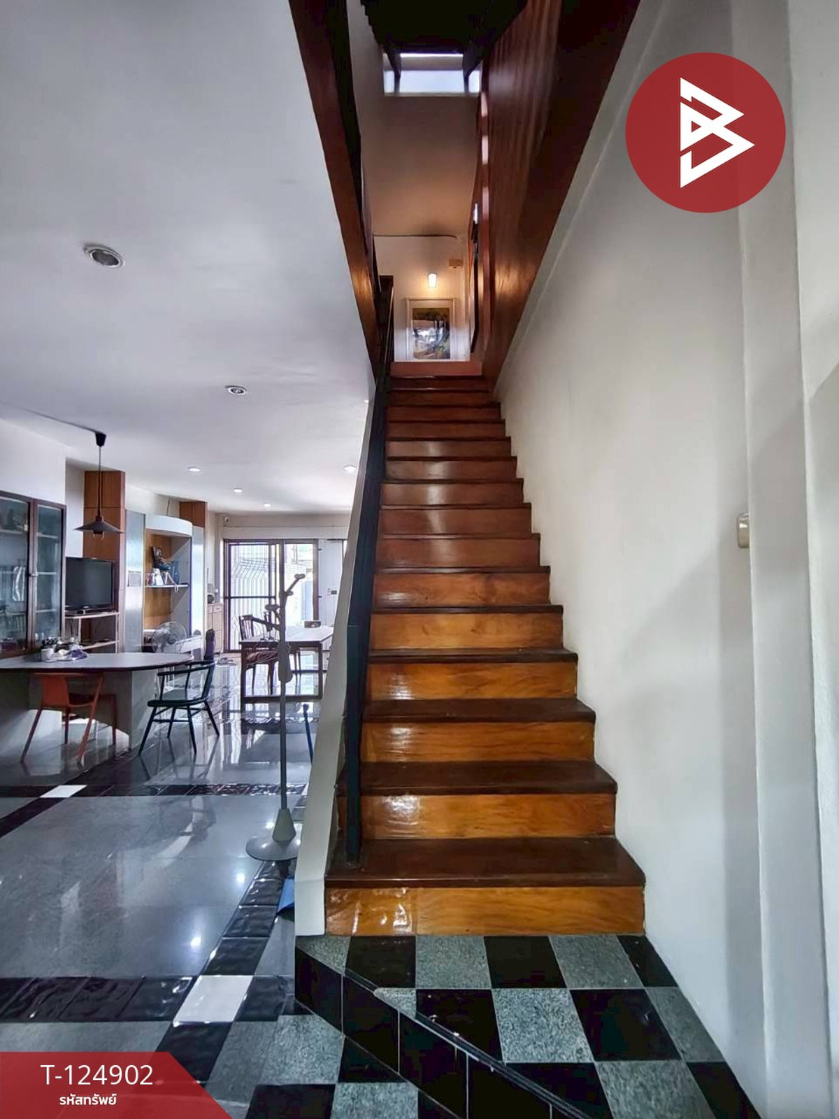 ขายทาวน์เฮ้าส์ 3 ชั้น ซ.ถาวรวิลล่า1 เนื้อที่ 27.5 ตร.วา บางเขน กรุงเทพมหานคร Loading...