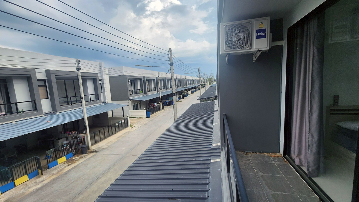 ขายทาวน์โฮมอยุธยา : 94862 - ขายทาวน์โฮม 2 ชั้น โครงการ The Rich บางปะอิน พร้อมเฟอร์นิเจอร์