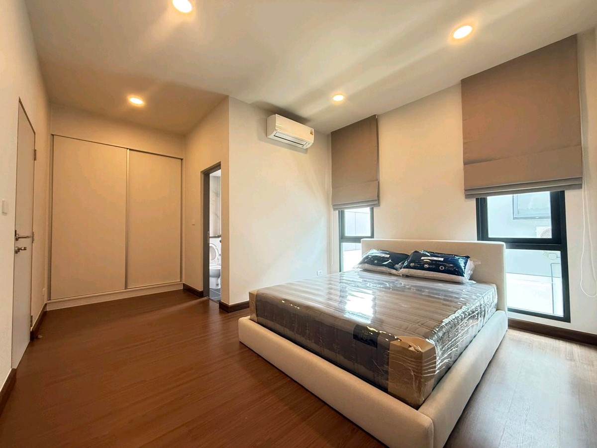 ให้เช่าบ้านบางนา แบริ่ง ลาซาล : บ้านใหม่ให้เช่า เดอะ ซิตี้ บางนา 4 ห้องนอน 5 ห้องน้ำ พร้อมอยู่Tel: 083-966-3665