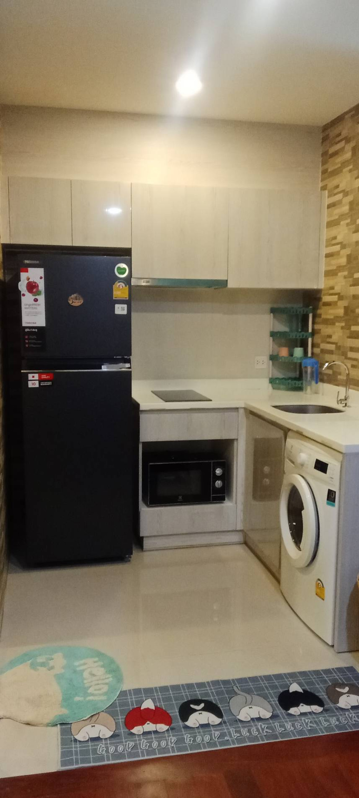 ให้เช่าคอนโดพระราม 9 เพชรบุรีตัดใหม่ RCA : 🔥ให้เช่าด่วน🔥ไลฟ์ อโศก 2ห้องนอน เฟอร์นิเจอร์ครบพร้อมเข้าอยู่ ติดรถไฟฟ้า MRT เพชรบุรี