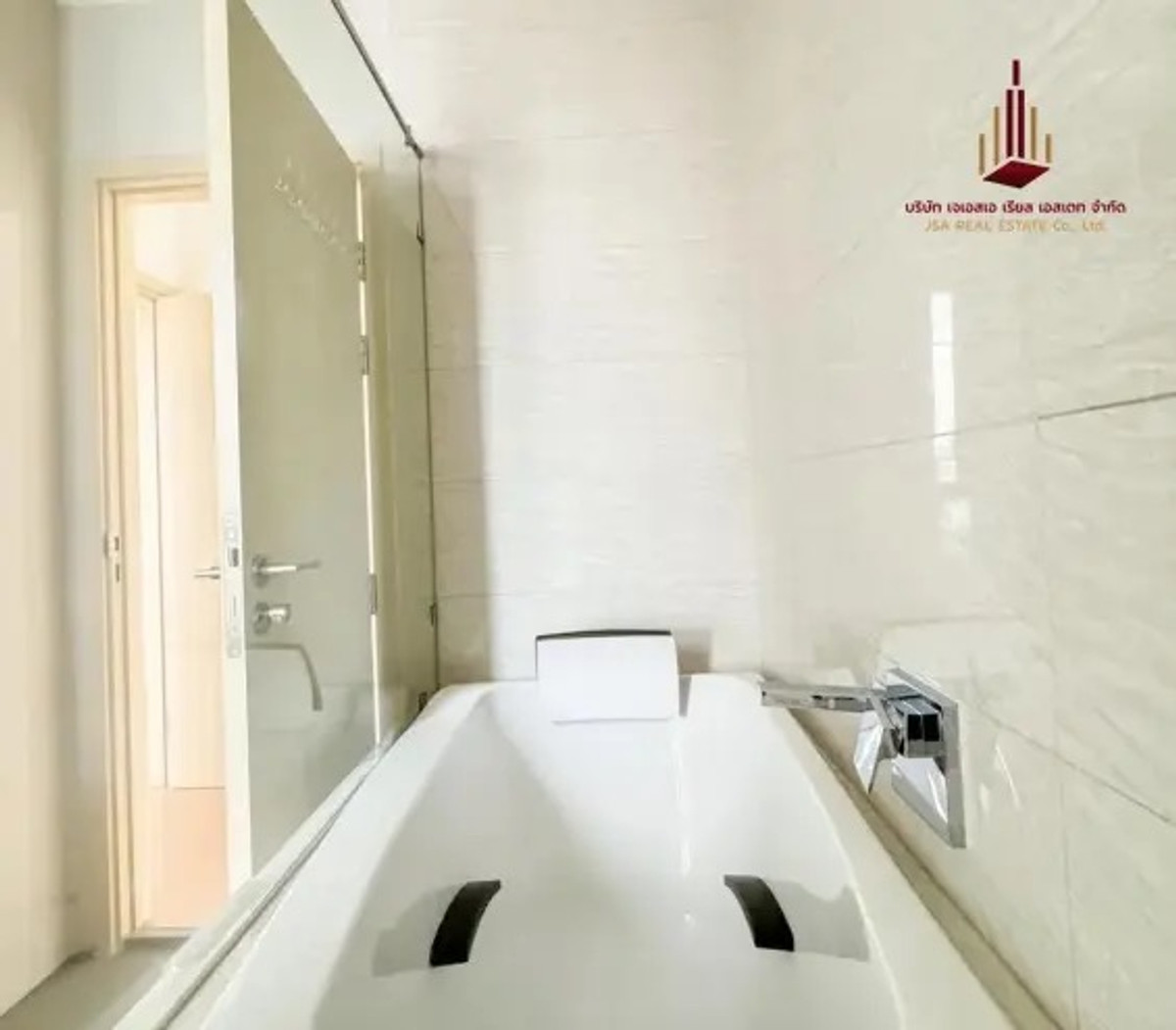 ขายคอนโดสุขุมวิท อโศก ทองหล่อ : ✨ For Sale: Maru Ekamai 2 Condo 💰 ONLY 9,100,000 THB