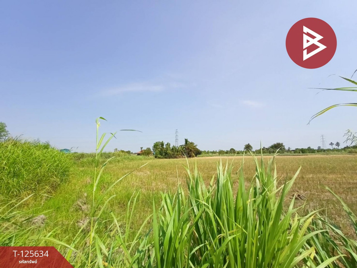 Land for sale, area 2 rai 2 ngan 99.3 square wah, Ban Makluea, Mueang Nakhon Sawan Loading...