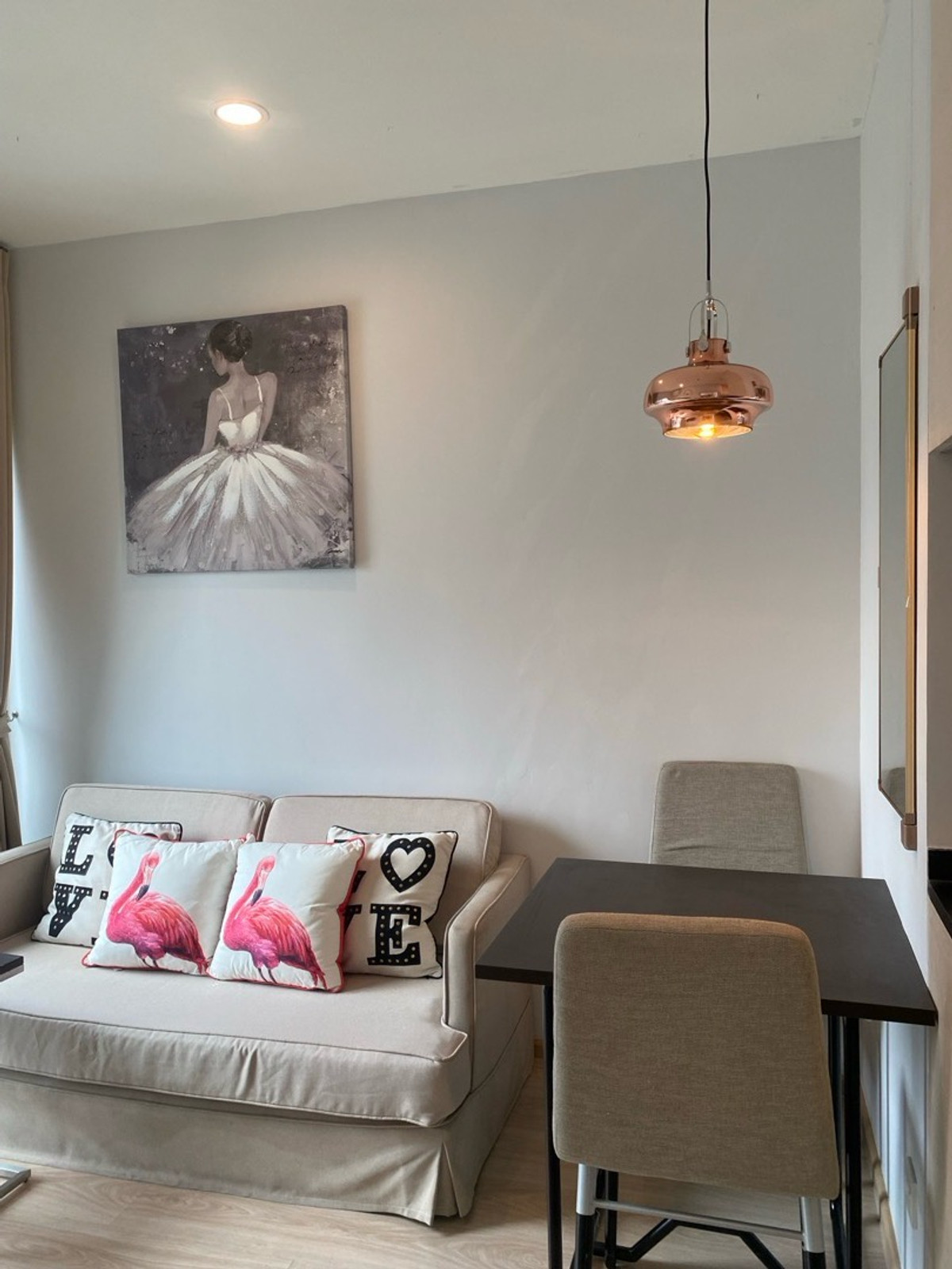 Condo for rent Noble Rewall Ratchada 2 Loading...