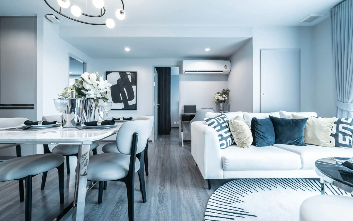 For SaleCondoSukhumvit, Asoke, Thonglor : Ideo Mobi Sukhumvit 40 – 3 large bedrooms, near BTS Ekkamai, lowest price in the project! FIFA 087-808-3690