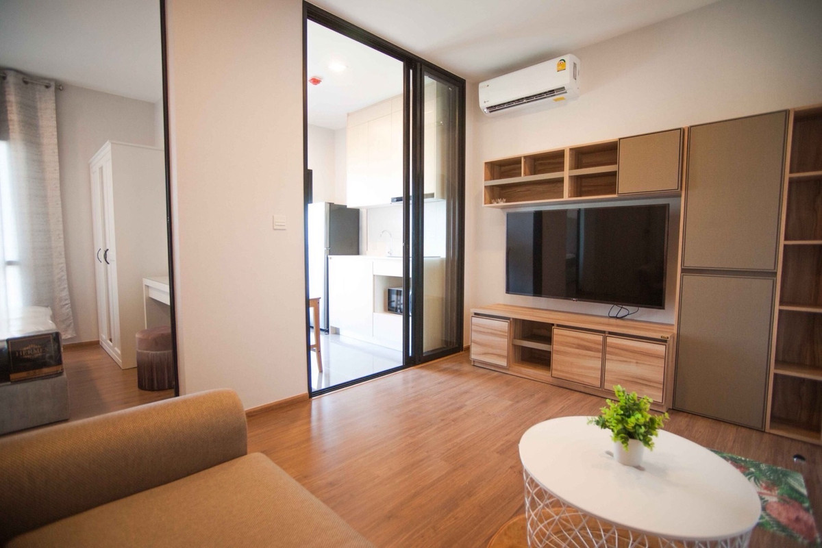 ให้เช่าคอนโดรามคำแหง หัวหมาก : Metris พระราม9 - รามคำแหง ใกล้ Airport link รามคำแหง
ให้เช่า ห้องสวย พร้อมอยู่ (ไม่รับสัตว์เลี้ยง)