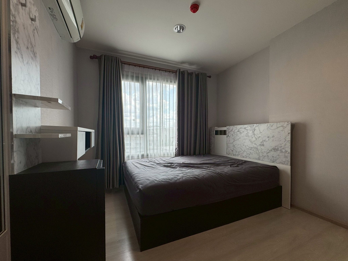 ขาย รหัส PP425 คอนโด Life ปิ่นเกล้า Loading...