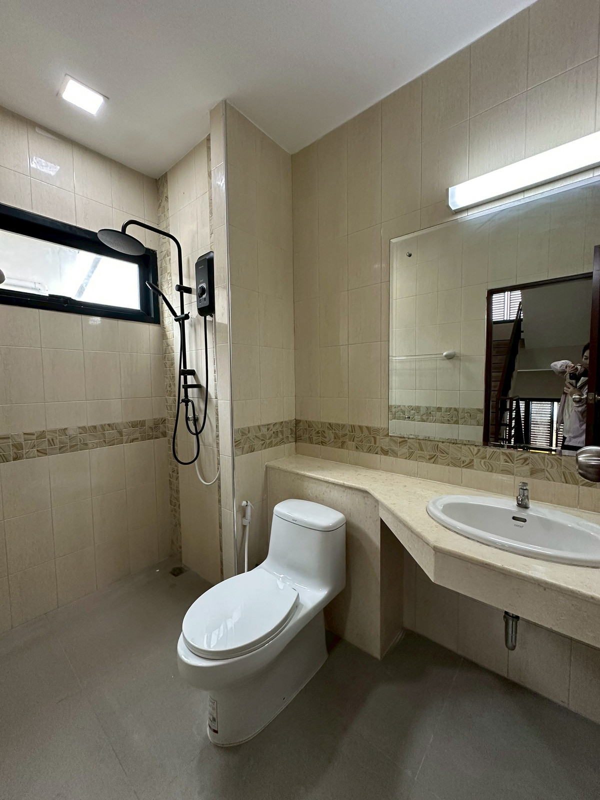 For SaleHousePhutthamonthon, Salaya : 3-storey detached house for sale, 2 waterfront houses, Krisada Nakhon Village 49, Bangkok