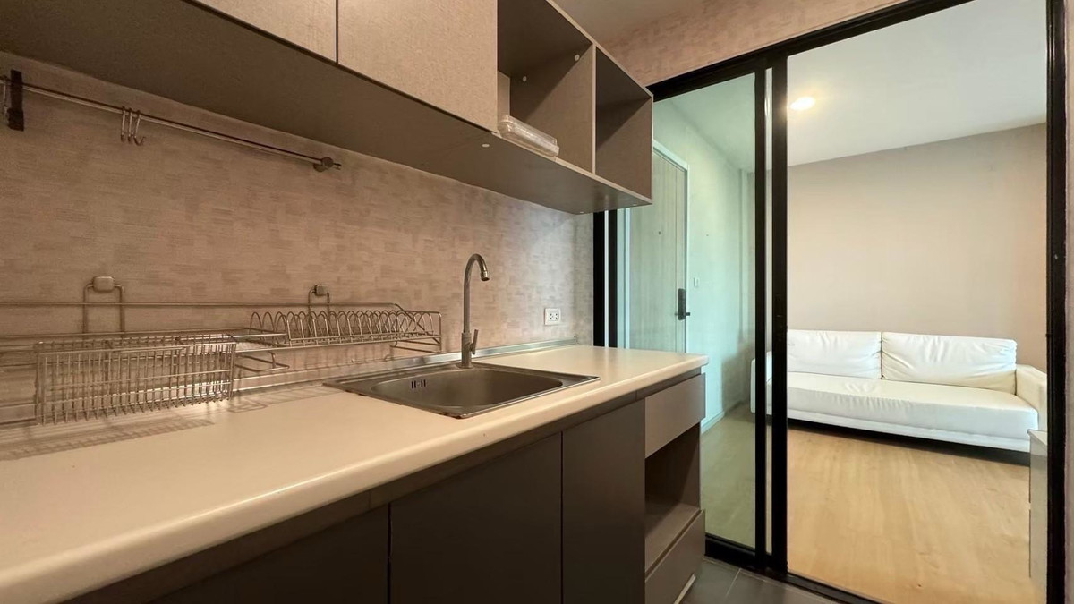 For SaleCondoBangna, Bearing, Lasalle : Condo for sale: The Excel Groove Lasalle, Condo Style Luxury Loft, good location, connected to many main routes. Large room 31.59 sq m, corner, 8th floor, 1,850,000 baht