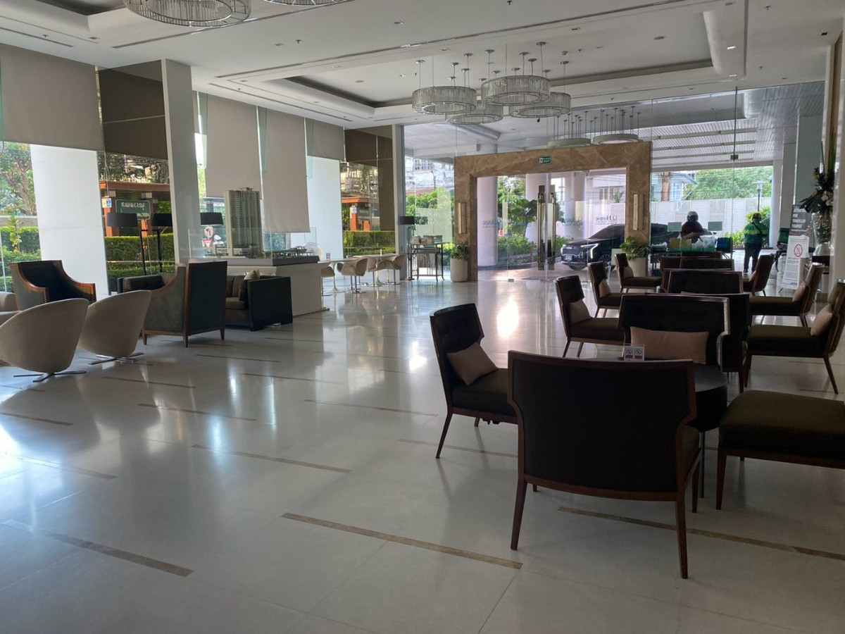 For SaleCondoWongwianyai, Charoennakor : Condo for sale Q House Condo Sathorn (Q House Condo Sathorn), size 48.23 square meters, next to BTS Krung Thonburi.