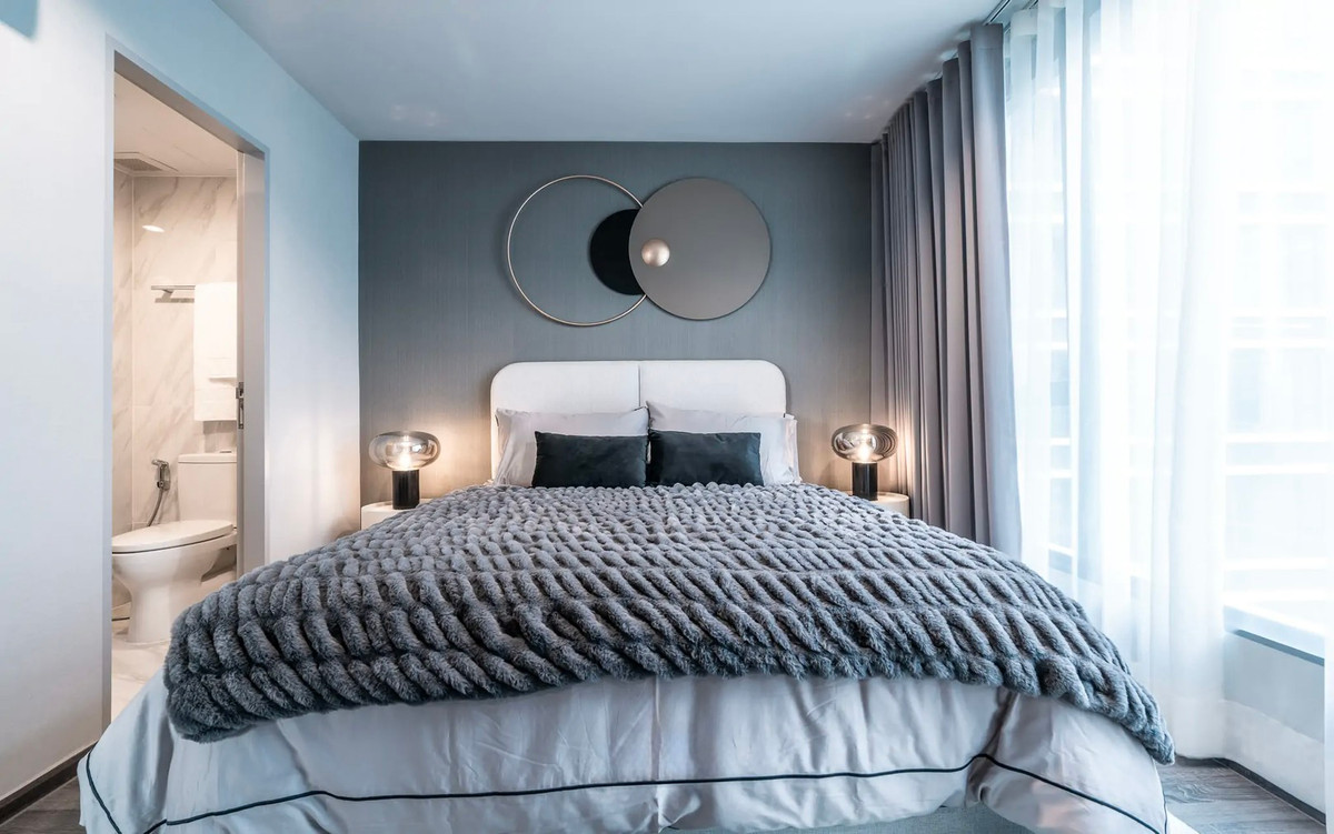 For SaleCondoSukhumvit, Asoke, Thonglor : Ideo Mobi Sukhumvit 40 – 3 large bedrooms, near BTS Ekkamai, lowest price in the project! FIFA 087-808-3690