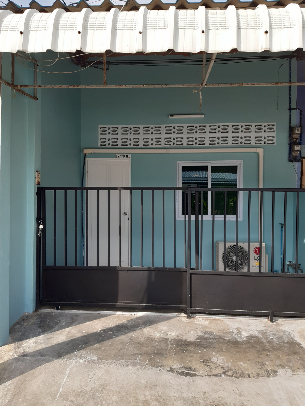 ให้เช่าทาวน์โฮมพัทยา บางแสน ชลบุรี สัตหีบ : ห้องแถว ยินดีสุข  ต.บ้านสวน เมืองชลบุรี โทร 033-138-922