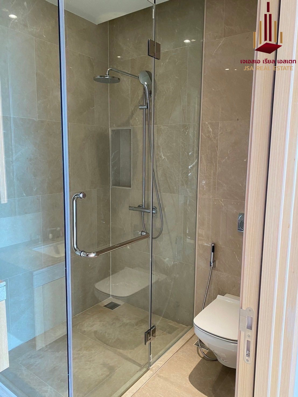 For SaleCondoWongwianyai, Charoennakor : ✨ For Sale : Magnolias Waterfront Residences ✨ 💰 only 145,000,000 thb