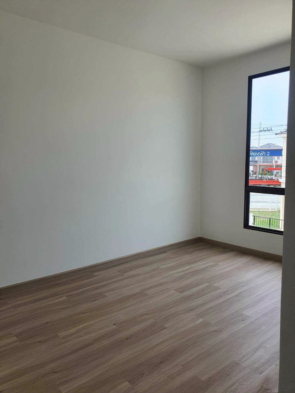 ให้เช่าบ้านโครงการพฤกษาวิลล์ 117 เทพารักษ์-ศรีนครินทร์  ทาวน์โฮม 2 ชั้น .สไตล์ Modern Neo-Renaissance Loading...