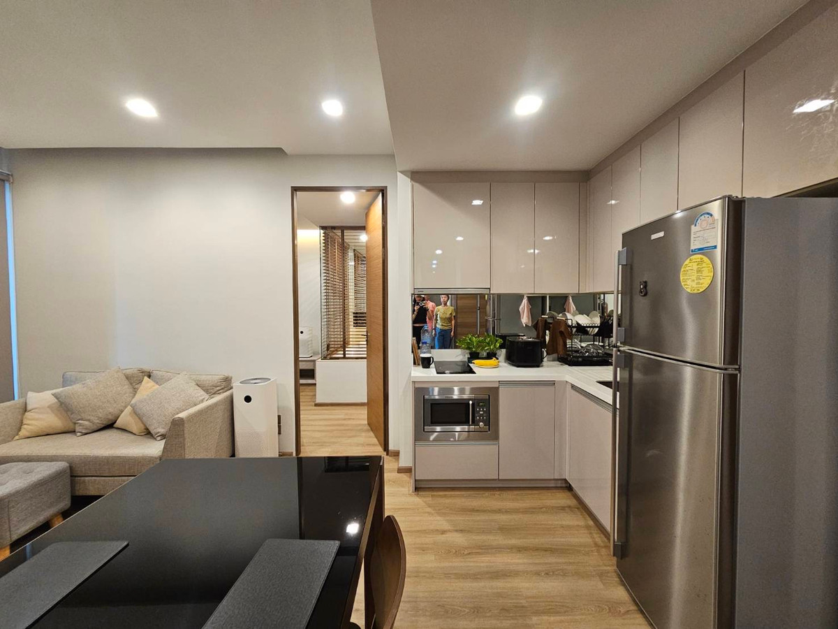 ✨ Renovated 2 Bedroom Condo at The Address Sathorn ✨ Loading...