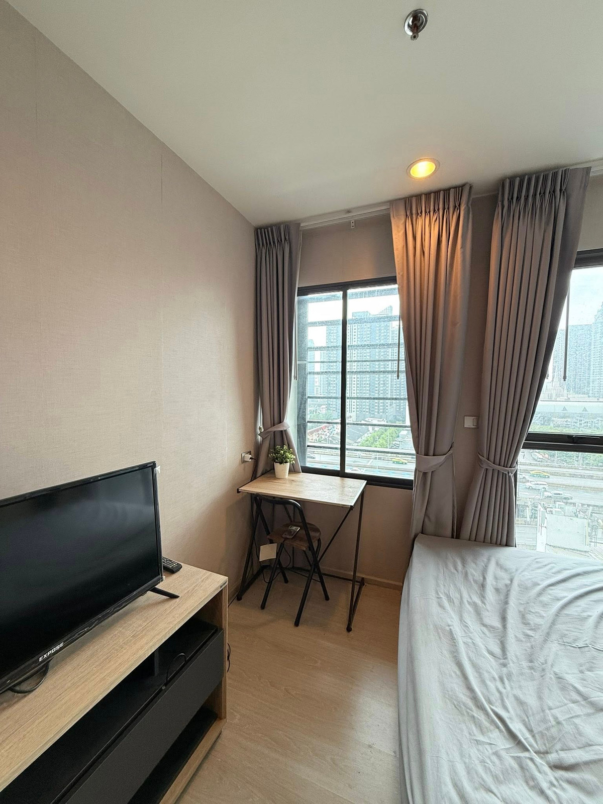 For sale code PP422 Condo Rhythm Asoke 2 Loading...