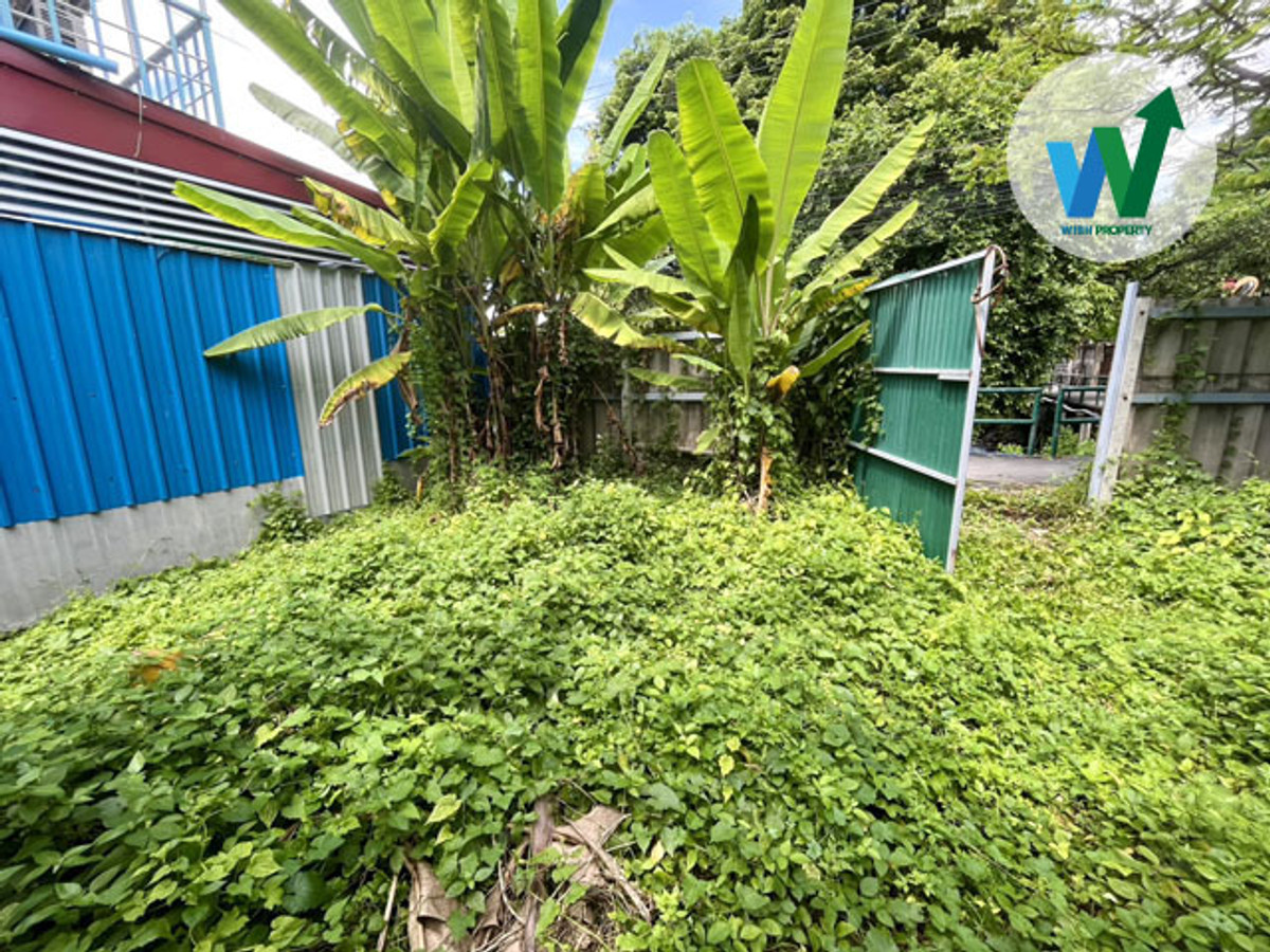 ขายที่ดินแปลงสวย วงศ์สว่าง 56 ตร.ว. หน้ากว้าง 19.8 ม. ใกล้สถานีกลางบางซื่อ  Loading...