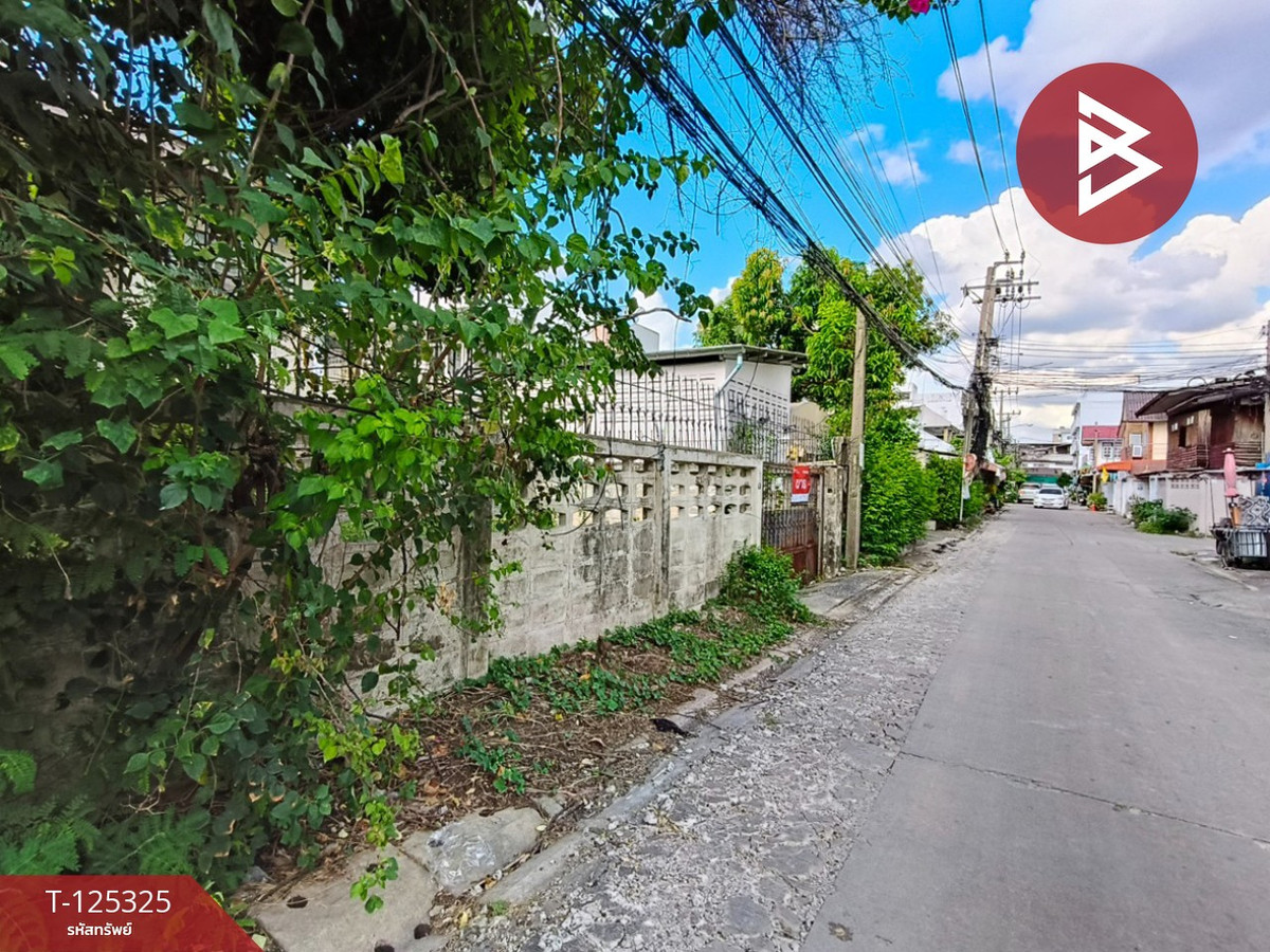 2-story detached house for sale, area 77 square meters, Soi Phetkasem 53, Bangkok Loading...