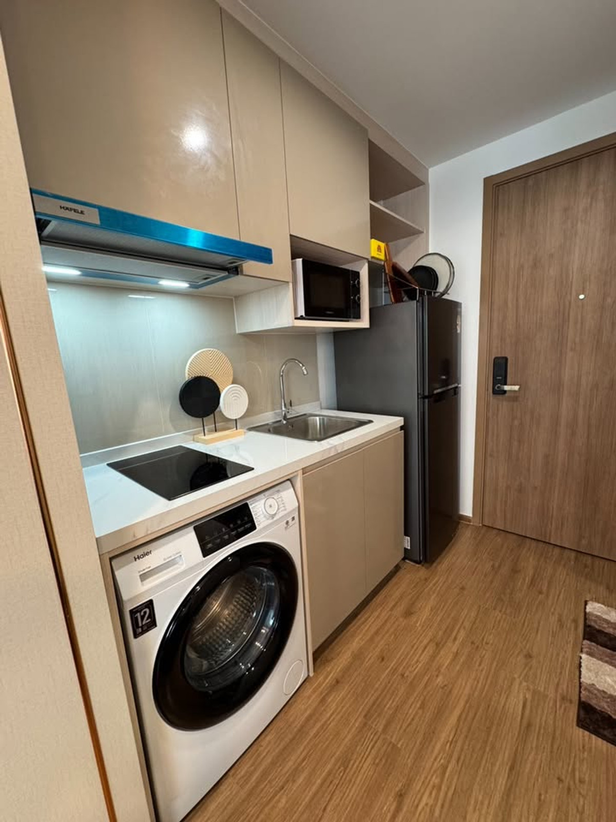 For RentCondoRamkhamhaeng, Hua Mak : Condo for rent The Livin Ramkhamhaeng/The Livin Ramkhamhaeng (D6811001)