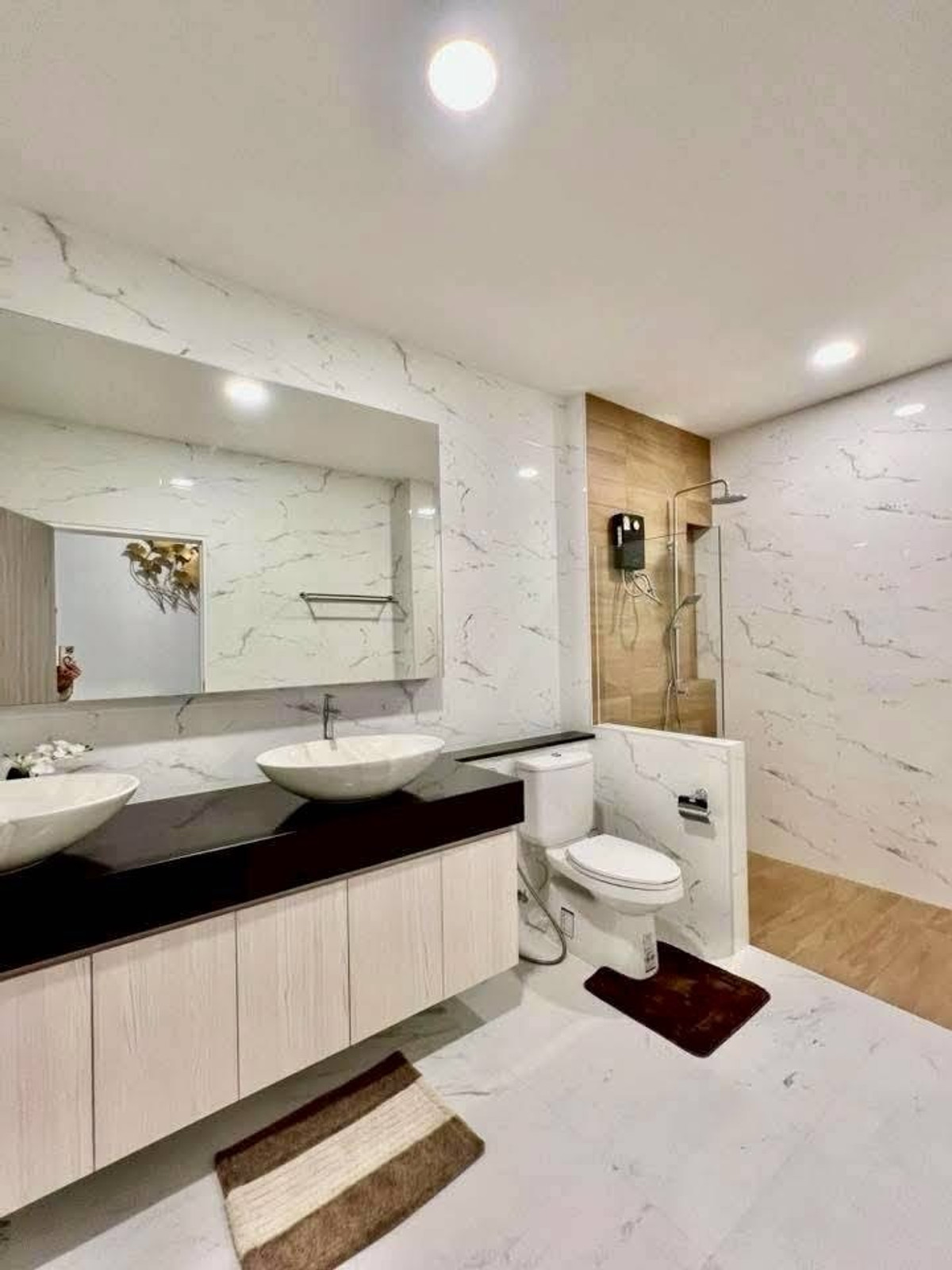 ให้เช่าพัทยา บางแสน ชลบุรี สัตหีบ : ให้เช่าด่วนบ้านชั้นเดียวพูลวิลล่า โครงการ Gerden Ville ห้วยใหญ่ ขนาด 159 ตร.ว. พื้นที่ 640 ตร.ม. 3 ห้องนอน 4 ห้องน้ำ ราคาพิเศษ 90,000 บาท