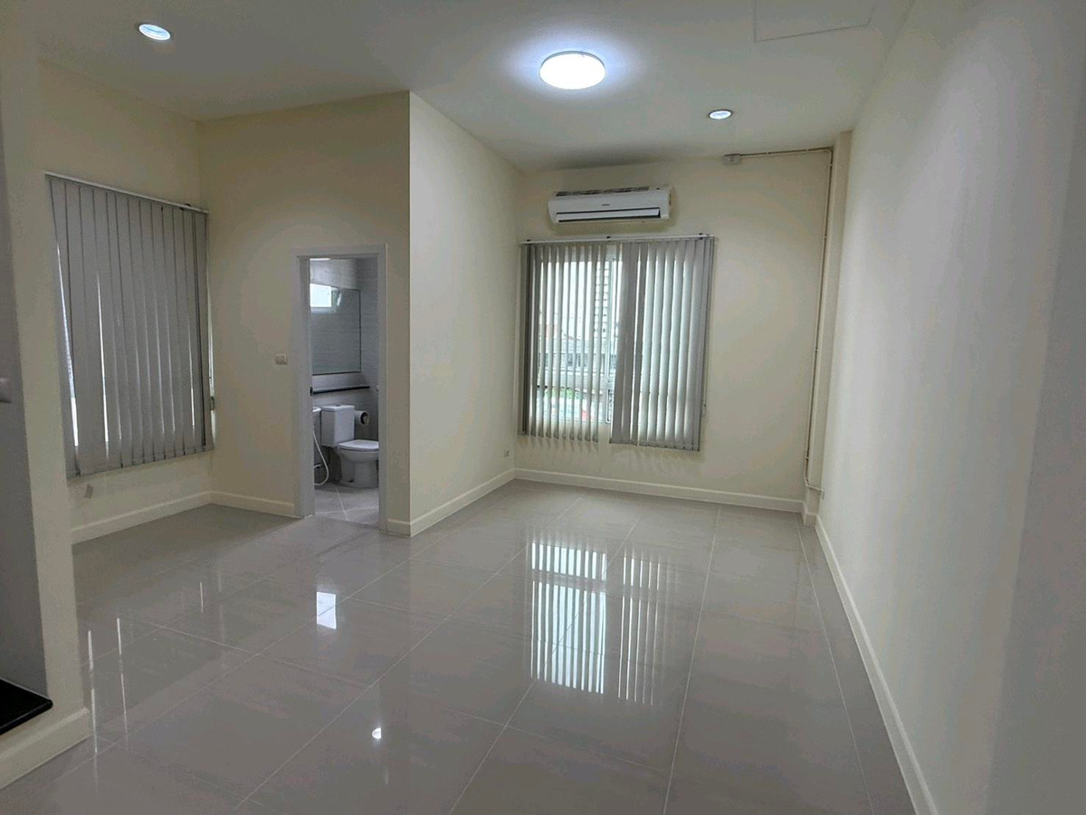 ‼️Home Office For Rent‼️ ✨Ready to Move in✨ให้เช่า โครงการ 𝐏𝐫𝐞𝐦𝐢𝐮𝐦 𝐏𝐥𝐚𝐜𝐞  นวมินทร์-สุขาภิบาล 1 (ใกล้ซ.นวมินทร์ 89)✨ (Premium Place  Nawamin 87- 89 )  Loading...
