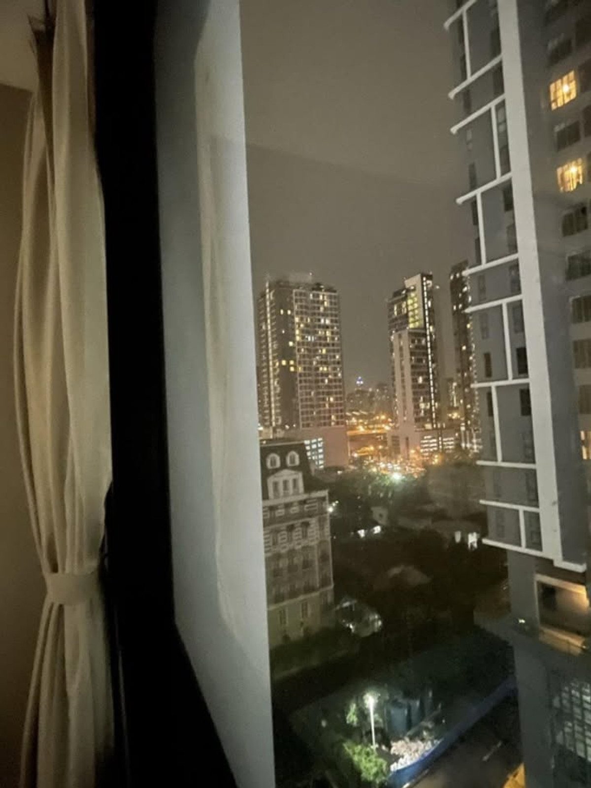 ให้เช่าคอนโดพระราม 9 เพชรบุรีตัดใหม่ RCA : เช่าคอนโด Condolette Midst Rama 9/คอนโดเลต มิสท์ พระราม 9 (B6811008)