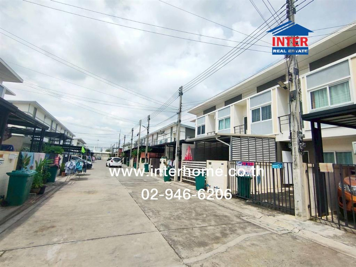 ทาวน์เฮ้าส์ 2 ชั้น 17 ตร.ว. หมู่บ้านวิลเลจแอทพาร์ค ราชพฤกษ์-กาญจนาภิเษก ซอยวัดท่าเกวียน ถนนราชพฤกษ์ ตำบลคลองพระอุดม ลาดหลุมแก้ว ปทุมธานี Loading...