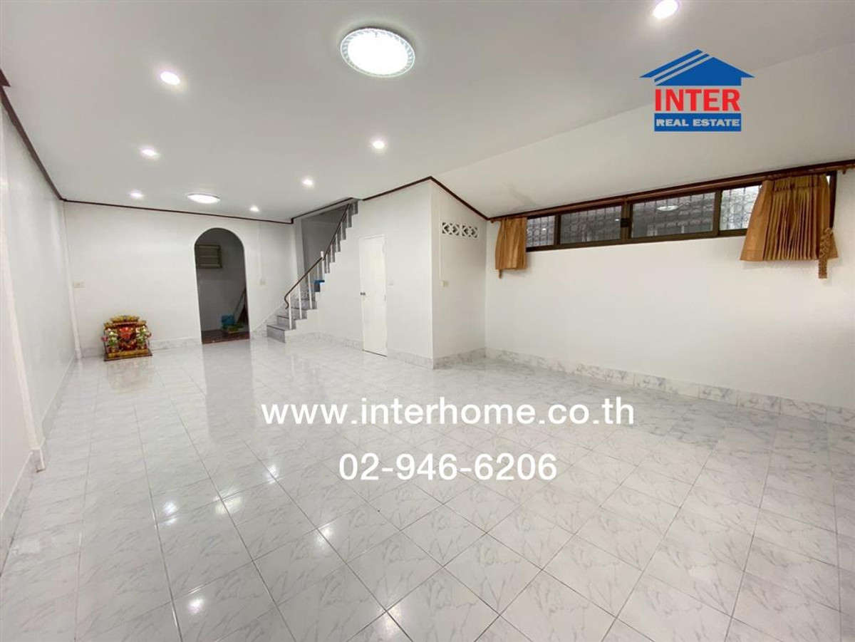 Townhouse, 2 floors, 20.6 sq m. Townhouse, Soi Rama 2, Soi 43, Kanchanaphisek Road, Rama 2 Road, Soi 43 (Anamai Ngam Charoen), Bang Khun Thian District. Bangkok Loading...
