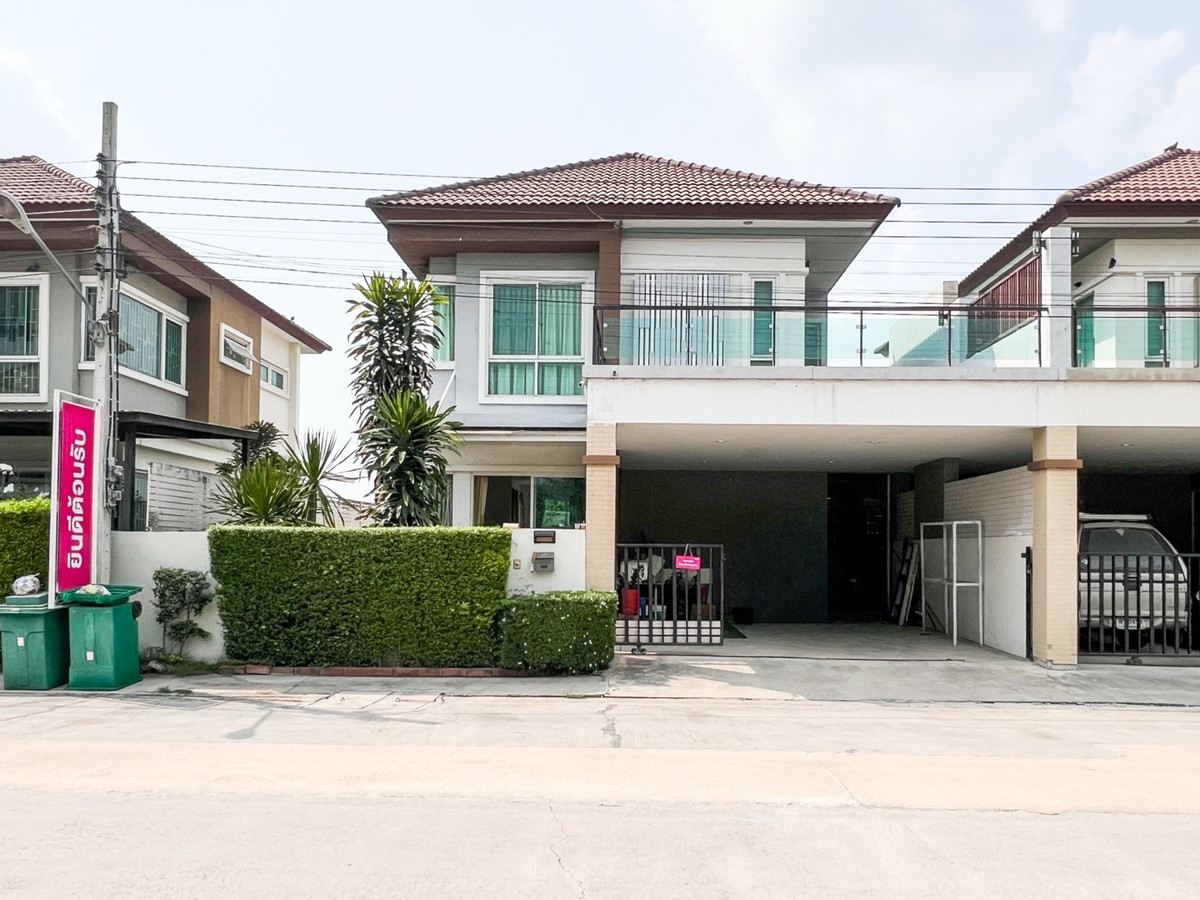 Urgent sale! 2-story semi-detached house, detached house style🌿 In front of the house, dont hit anyone. Shady garden view, Bang Kruai - Sai Noi location, good location, convenient travel, can enter and exit in many routes🚆 Near the Purple Line Khlong Bang Loading...