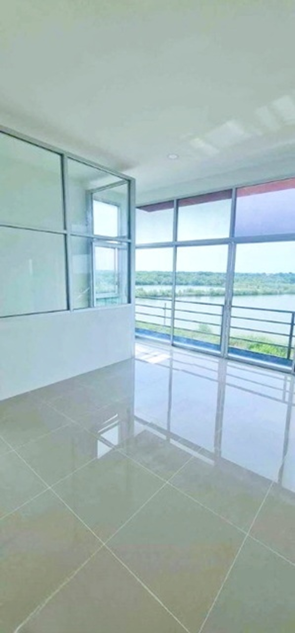 สภ.นครบาลเทียนทะเล 700 ม. ให้เช่าอาคารพาณิชย์ 2 ชั้น เซนทรัลพระราม2 15กม. อาคารใหม่ ติดถนน 34ตร.วา. 254 ตร.ม.. 2นอน 4 น้ำ ถ.บางขุนเทียน Loading...