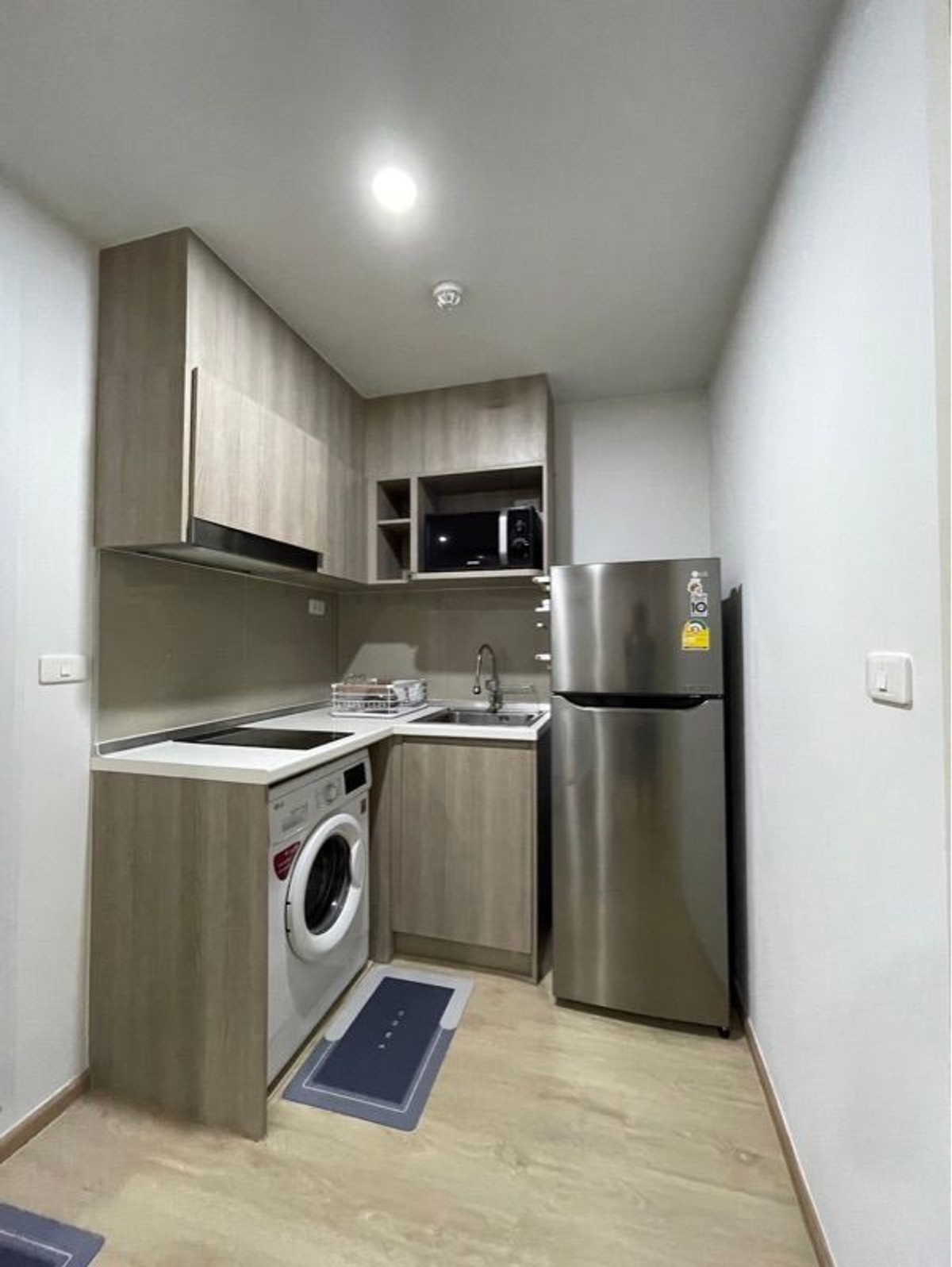 ขายราคาดีที่สุดเอลลิโอ เดล มอสส์ พหลโยธิน34 ใกล้รถไฟฟ้า BTS เสนานิคม ห้องใหญ่แบบ 1bed plus อยู่สบาย  064-974-2441 Loading...